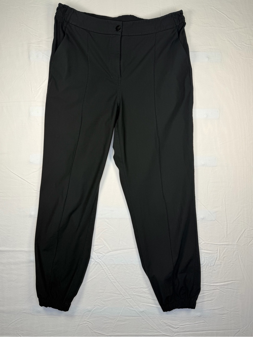 Lululemon Black Jogger Pants Women’s Size 30 Stretch Woven Elastic Waist